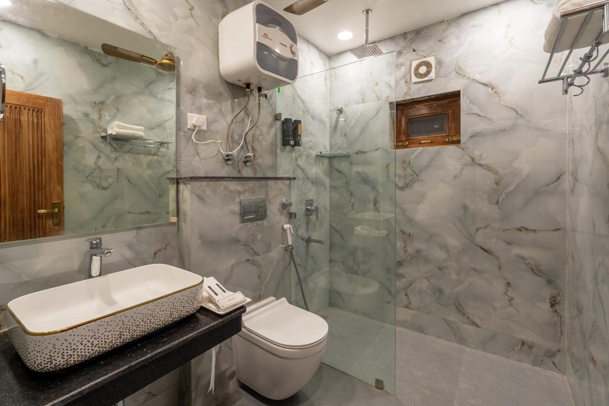 Lime Tree Hotel & One Bhk Serviced Apartment Noida - Sector 50 Metro 外观 照片