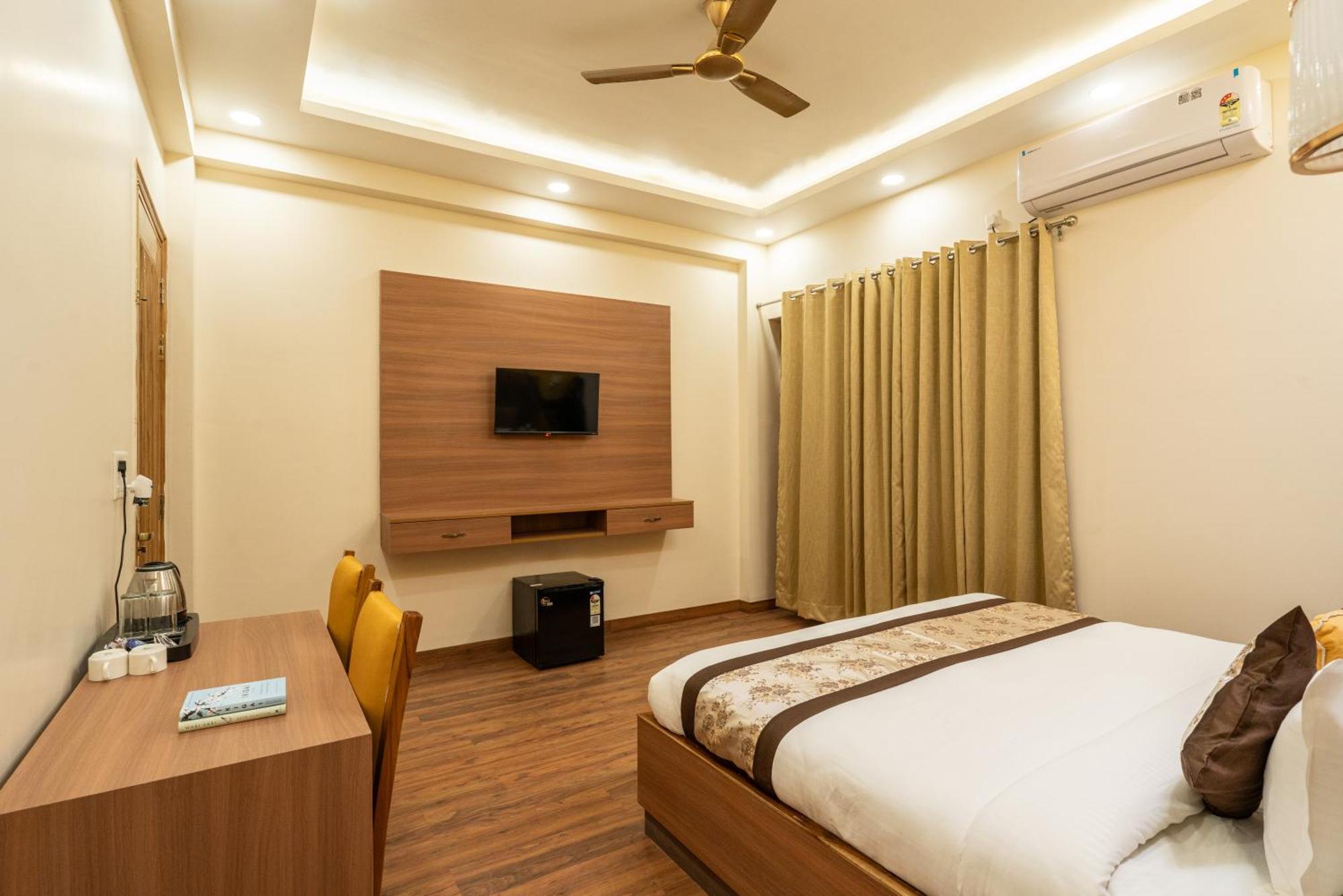 Lime Tree Hotel & One Bhk Serviced Apartment Noida - Sector 50 Metro 外观 照片